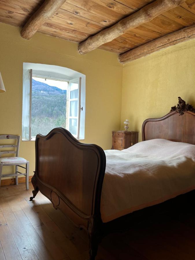 Retour Dans La Passe Villa Roche-en-Regnier Dış mekan fotoğraf